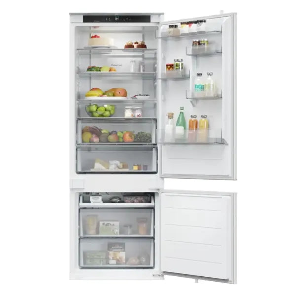 Candy Réfrigérateur combiné encastrable 70 cm - Total No Frost, 382 L, Wi-Fi + Bluetooth (hOn), silencieux 33 dB - CNBQT3719EW