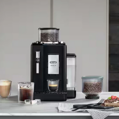 DeLonghi Rivelia Machine à espresso automatique – Écran tactile 3,5", 19 bars, LatteCrema Hot, réservoir 1,4 L – EXAM440.55.B