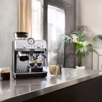 DeLonghi La Specialista Arte Machine Expresso Manuelle - Broyeur 8 réglages, 15 bars, MyLatte Art - EC9155.MB