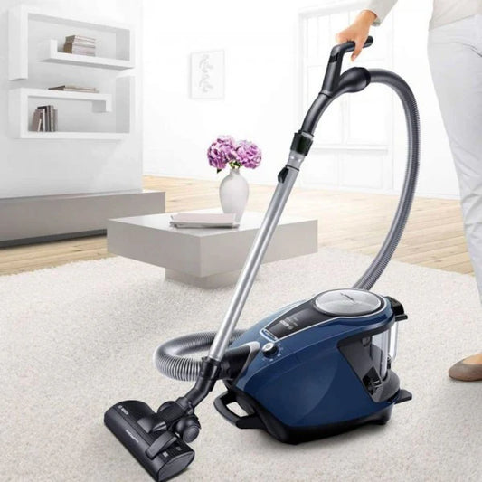 Bosch Aspirateur sans sac ProSilence Série 8 – 700 W, bac 3 L, ultra-silencieux 68 dB, SmartSensor – BGS7RCL