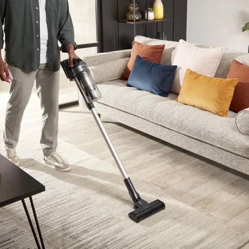 Samsung Aspirateur balai Jet 60 – 150 AW, 40 min, bac 0,8 L, filtration 99,999 % – VS15A6031R4